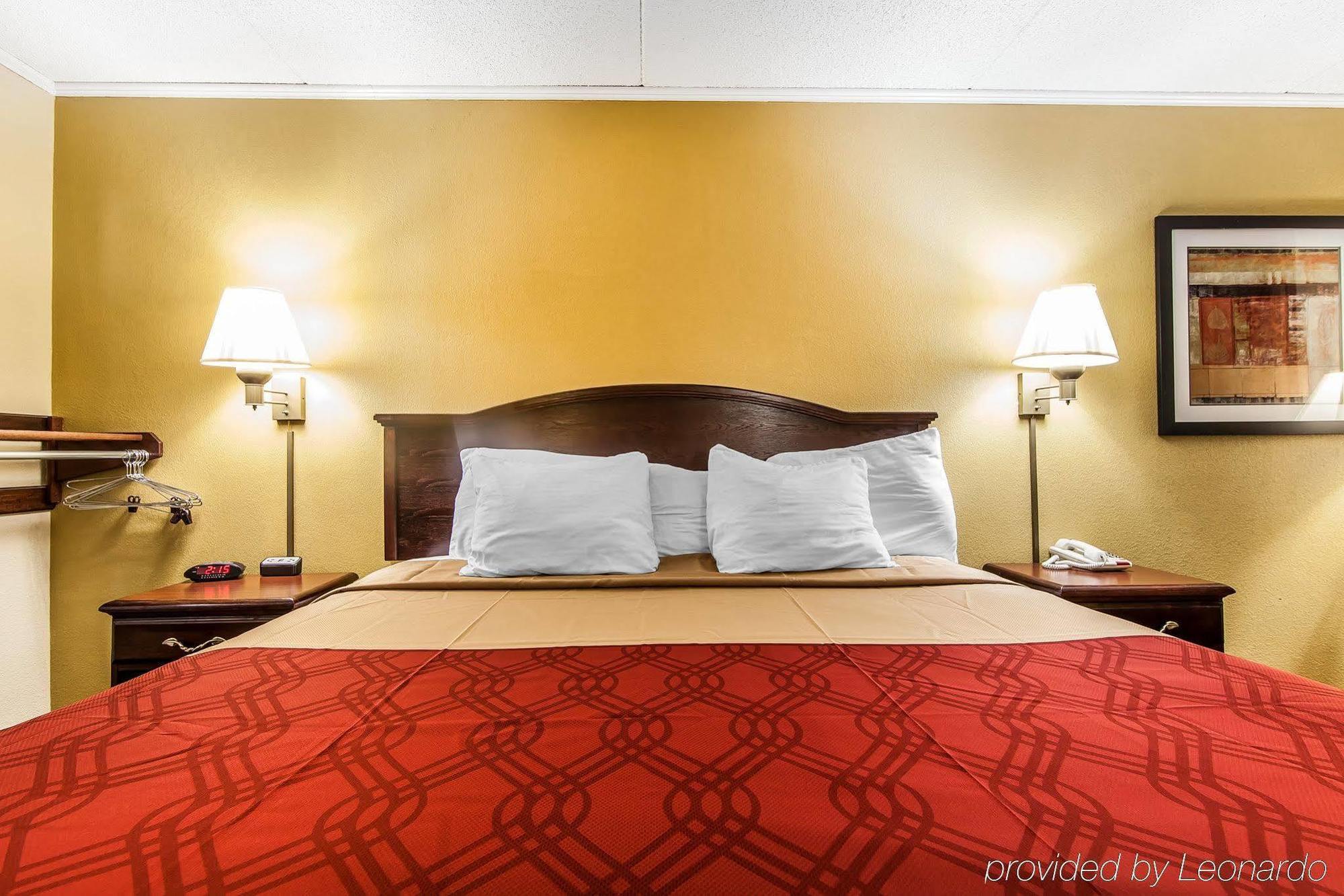 Econo Lodge Lenoir City Eksteriør bilde