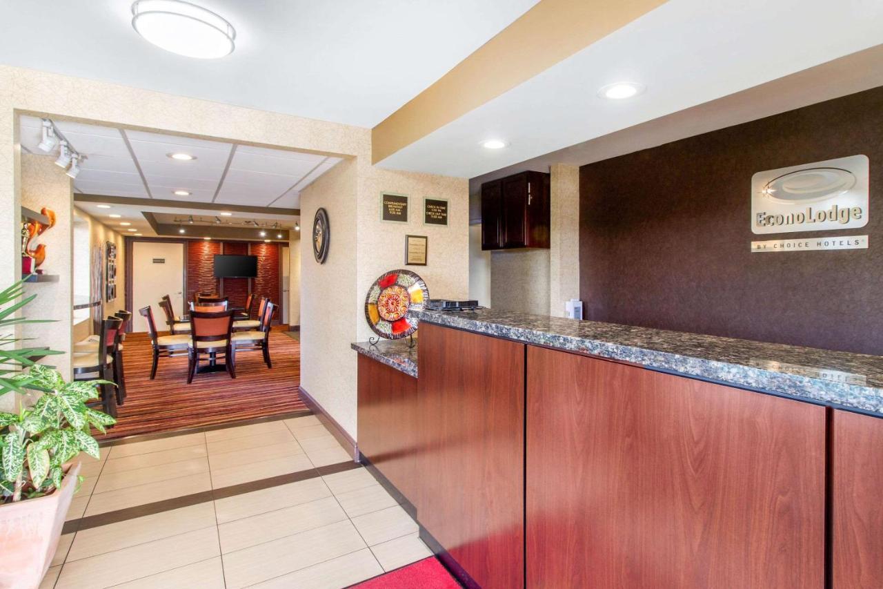 Econo Lodge Lenoir City Eksteriør bilde