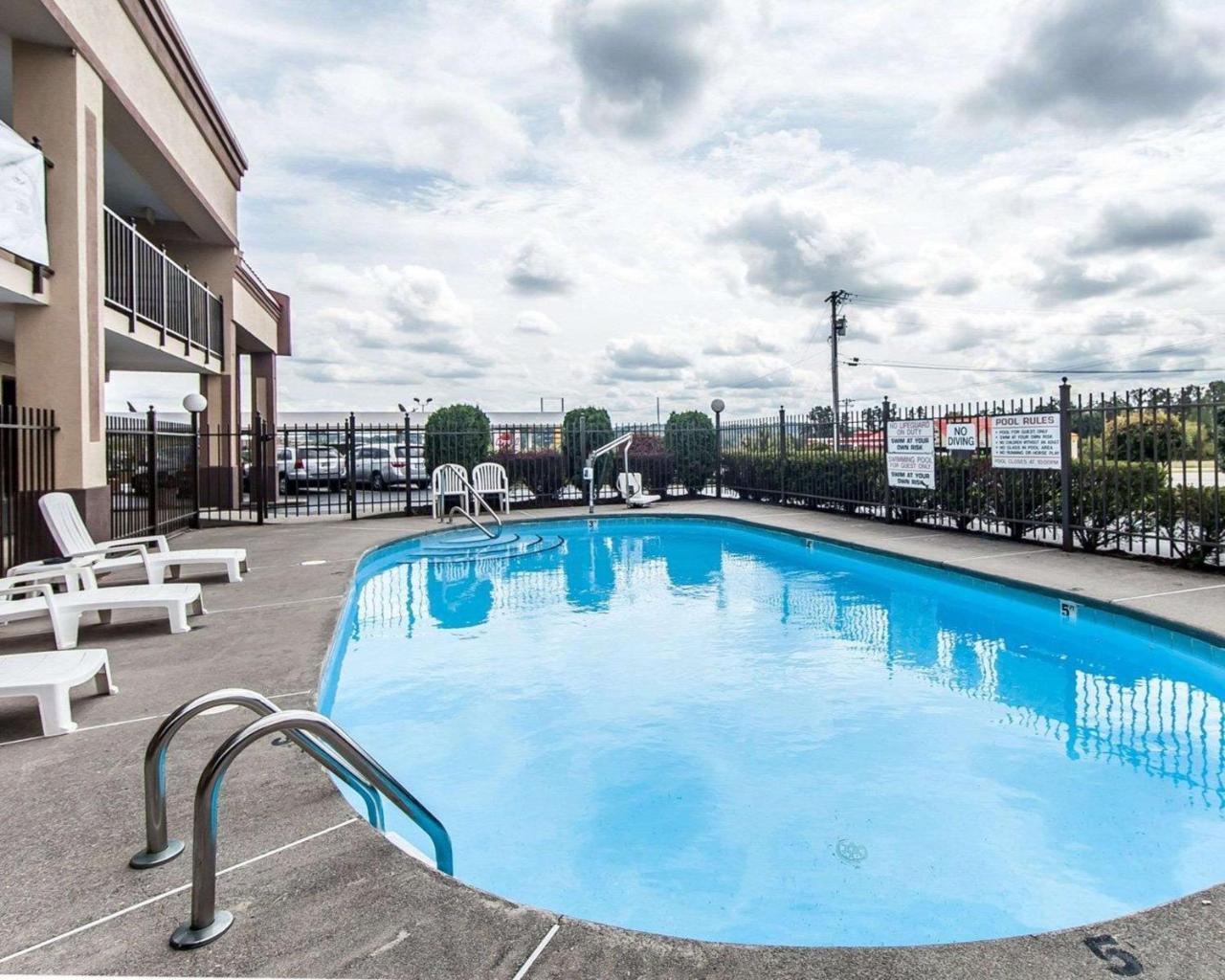 Econo Lodge Lenoir City Eksteriør bilde