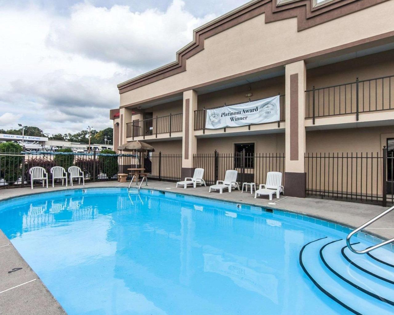 Econo Lodge Lenoir City Eksteriør bilde