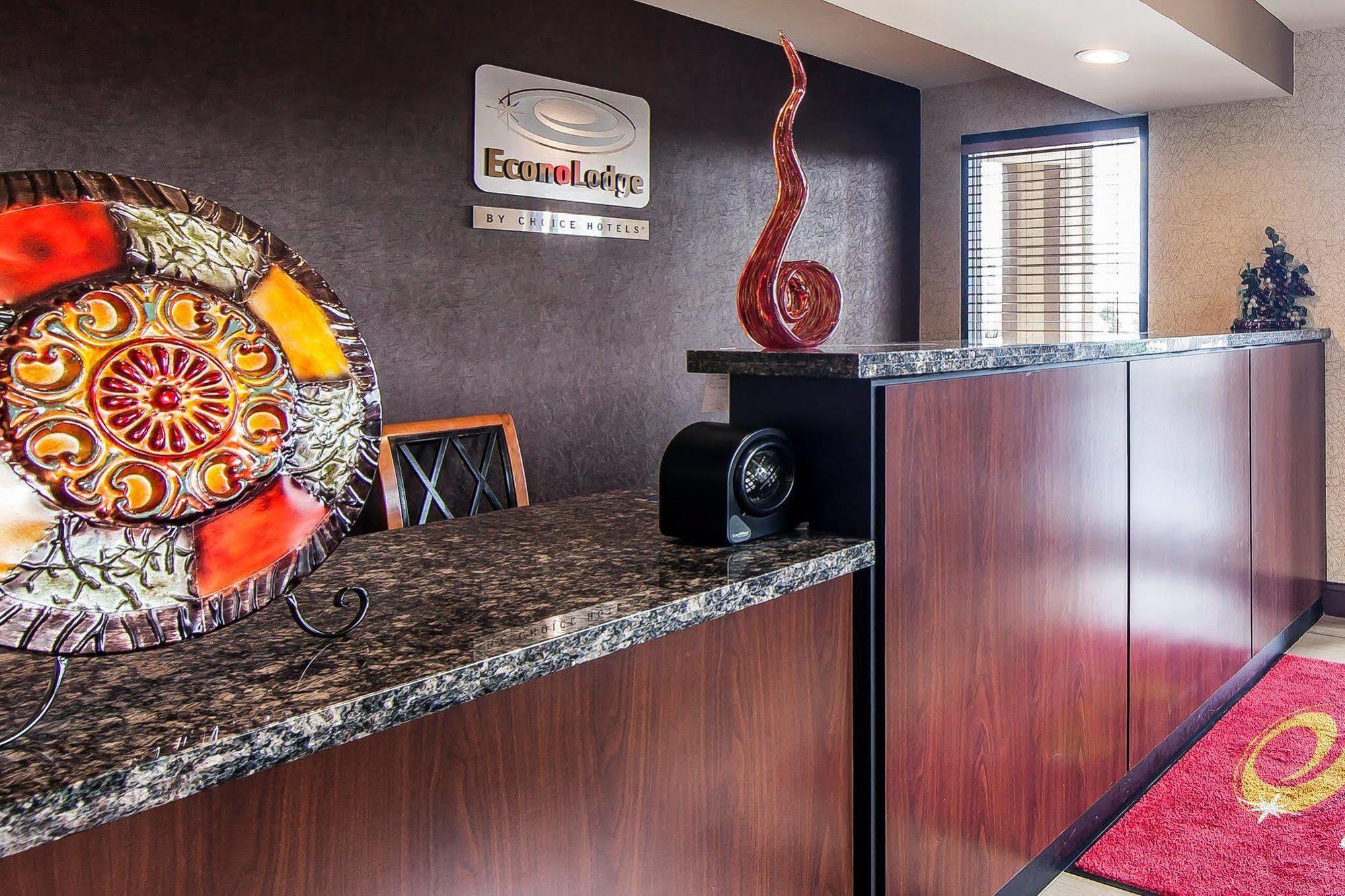 Econo Lodge Lenoir City Eksteriør bilde
