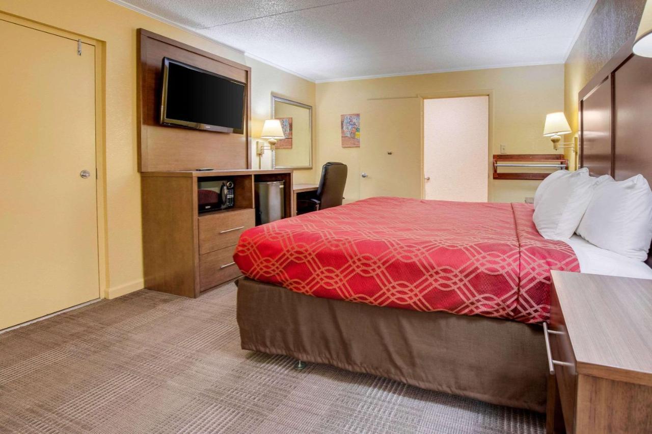 Econo Lodge Lenoir City Eksteriør bilde